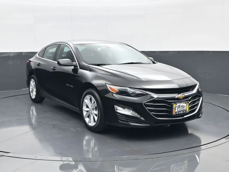 2022 Chevrolet Malibu 1LT photo 1