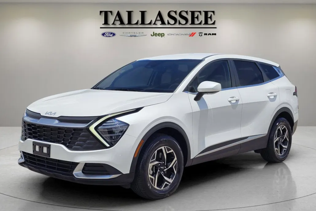 2024 Kia Sportage LX photo 1