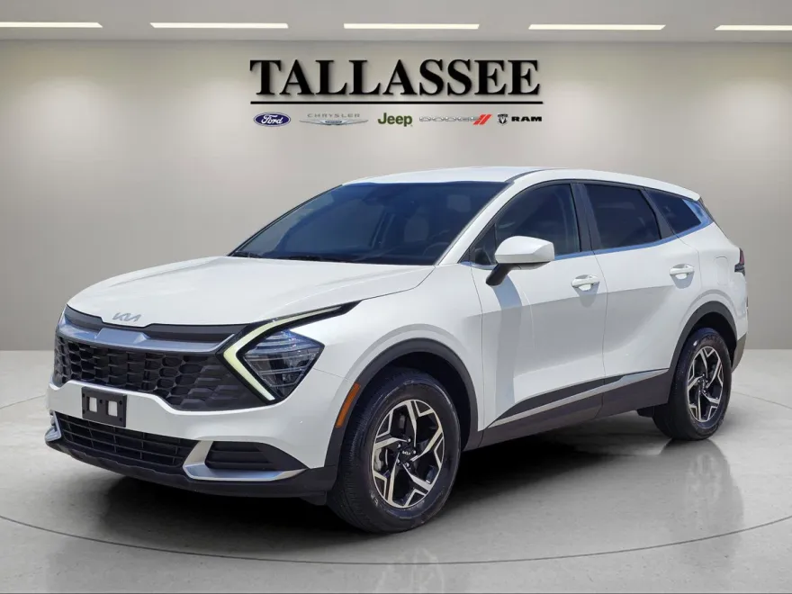 2024 Kia Sportage LX photo 1