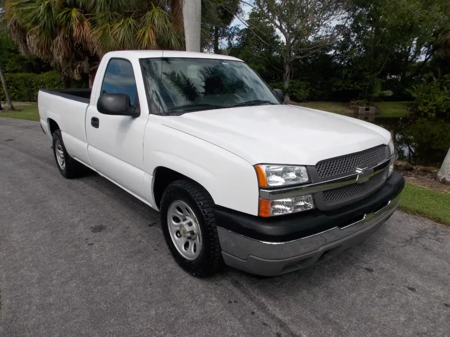 2005 Chevrolet Silverado 1500 Work Truck photo 1
