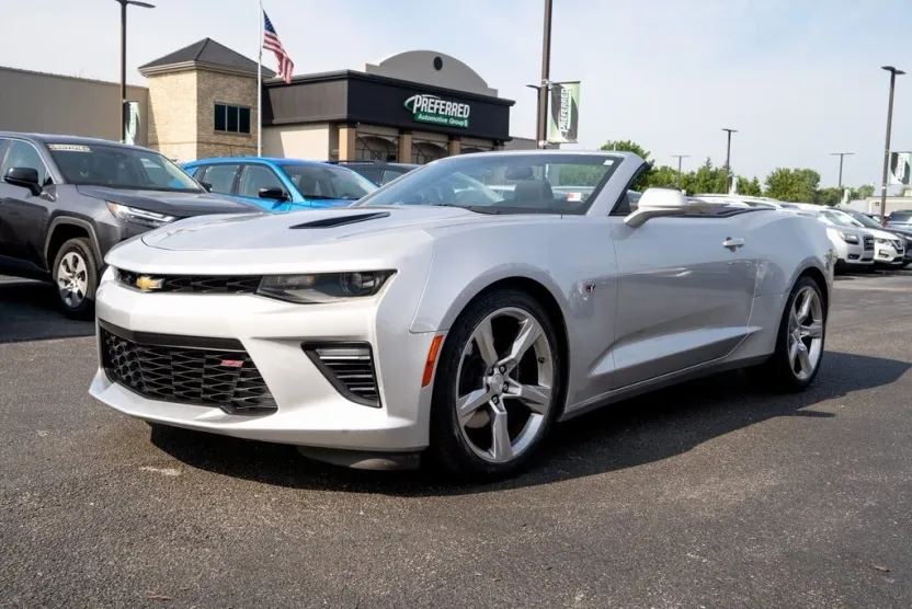2017 Chevrolet Camaro SS photo 1