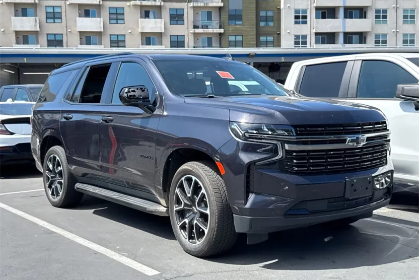 2022 Chevrolet Tahoe RST photo 1