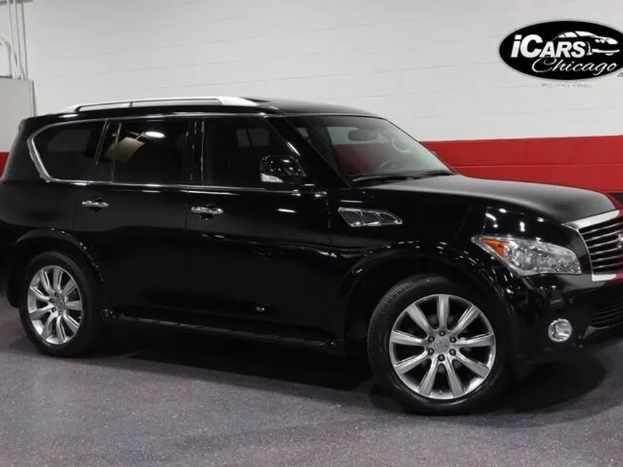2011 Infiniti QX56 photo 1
