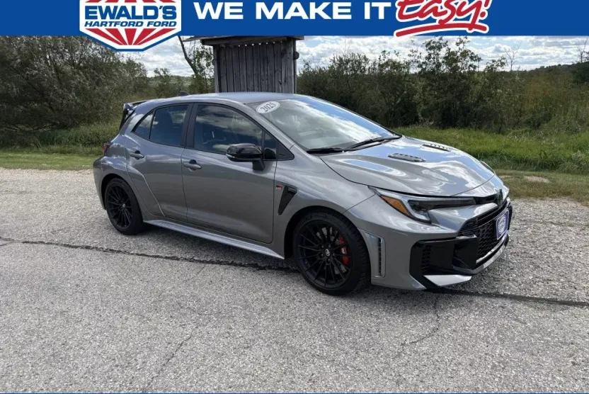 2025 Toyota Corolla GR Premium photo 1