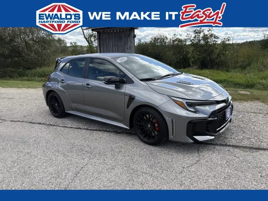 2025 Toyota Corolla GR Premium photo 1