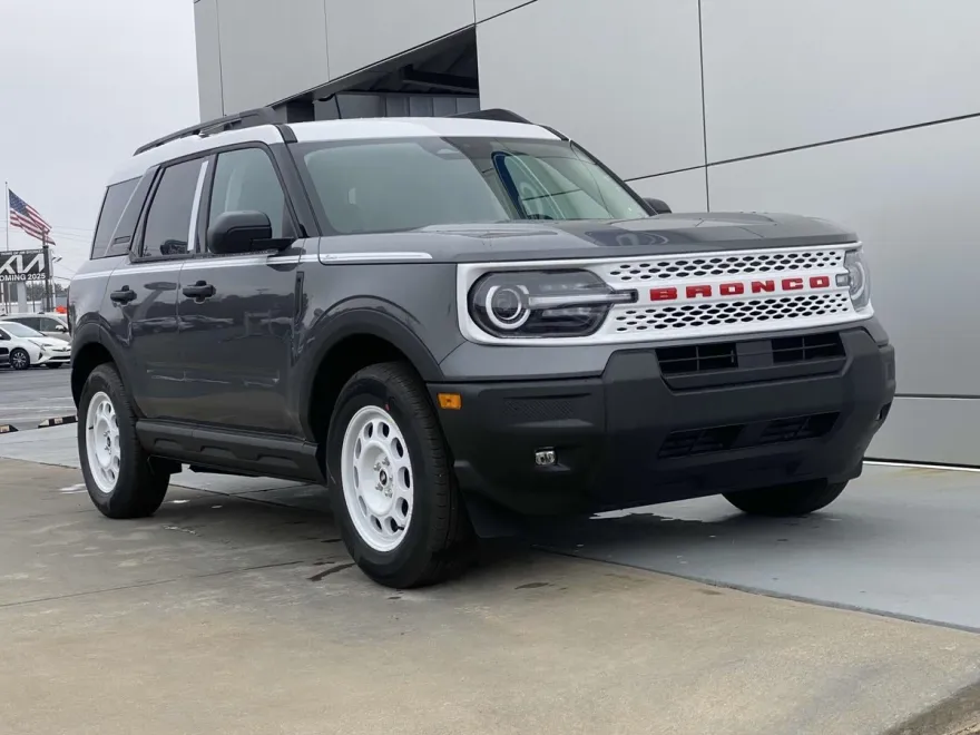 2025 Ford Bronco Sport Heritage photo 1