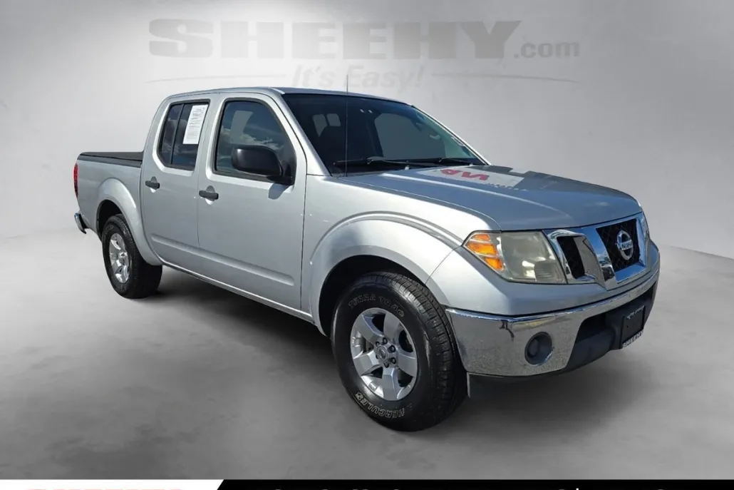 2010 Nissan Frontier SE photo 1