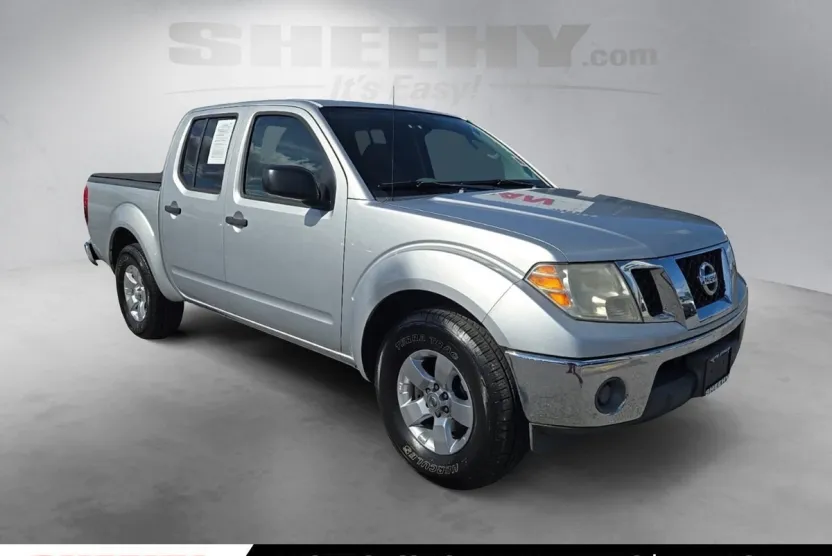 2010 Nissan Frontier SE photo 1