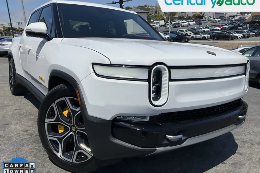 2022 Rivian R1T Launch Edition photo 1