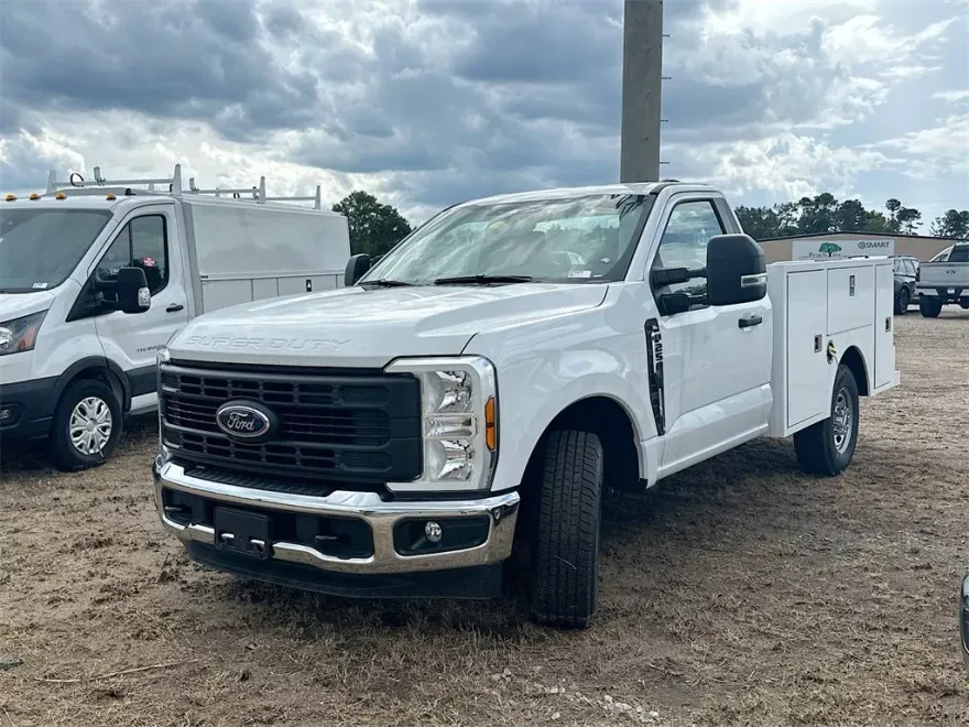 2024 Ford F-250 photo 1