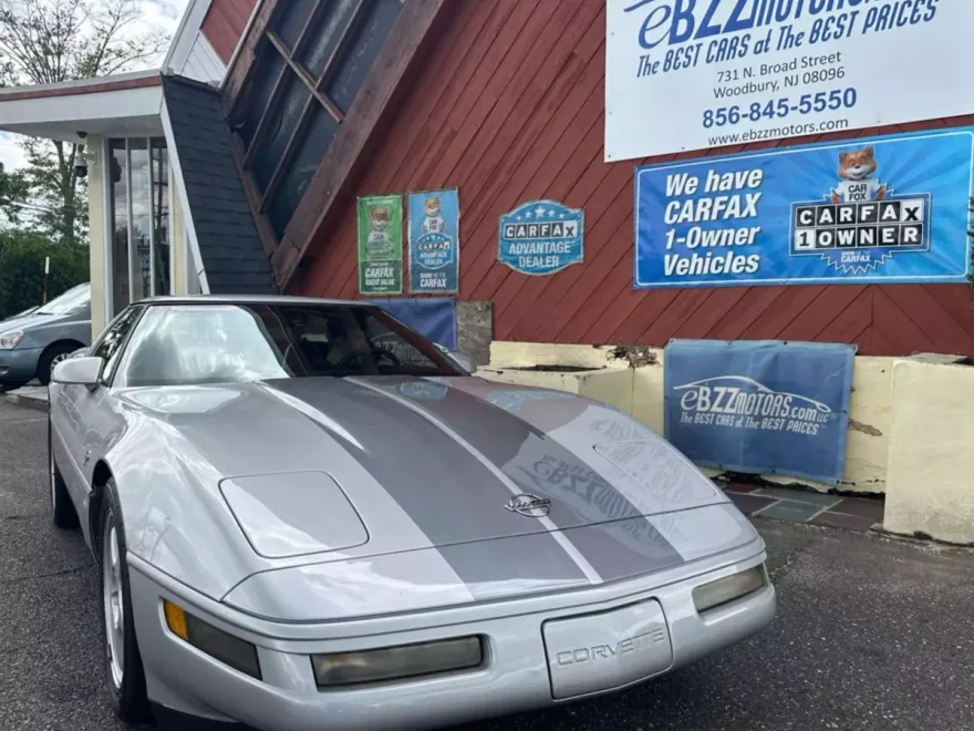1996 Chevrolet Corvette Coupe photo 1