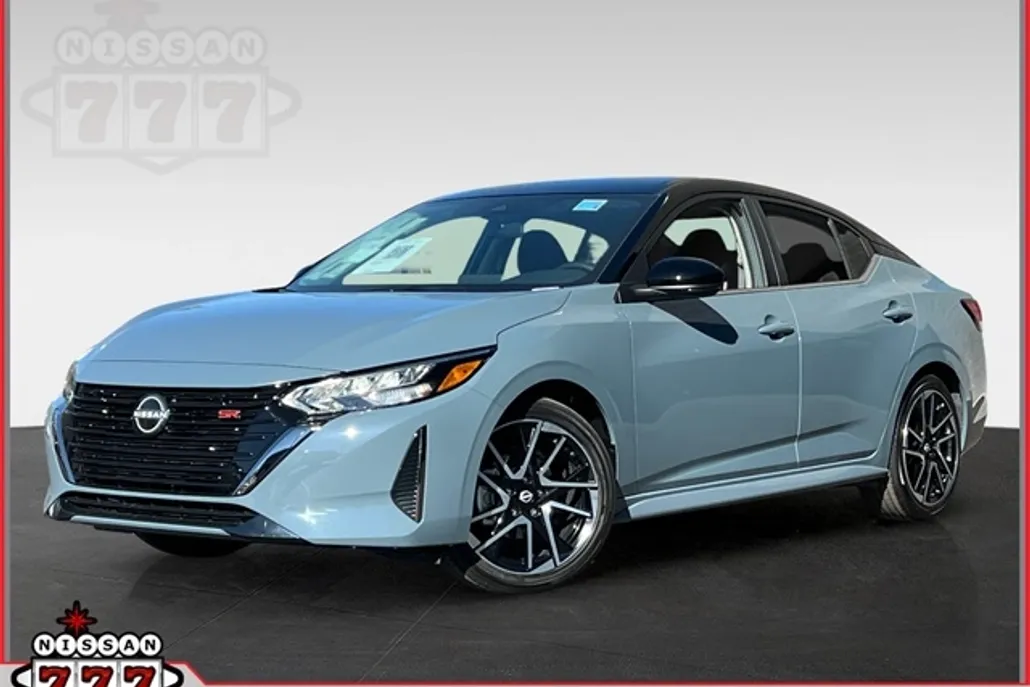 2025 Nissan Sentra SR photo 1