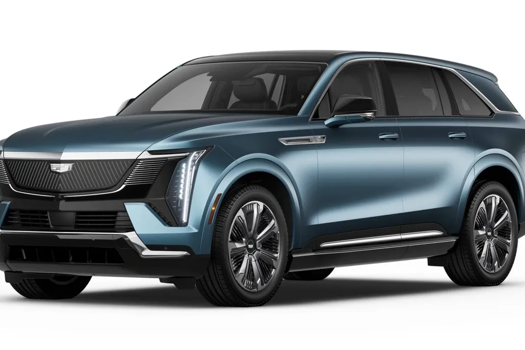 2025 Cadillac Escalade IQ Luxury photo 1