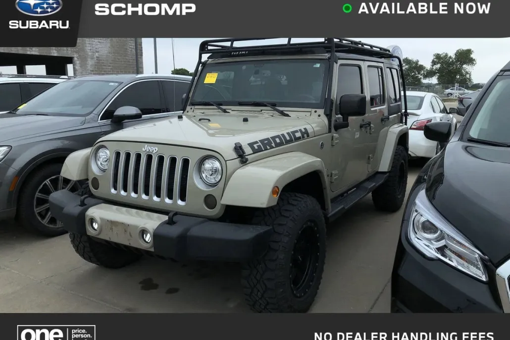 2017 Jeep Wrangler Unlimited Sahara photo 1