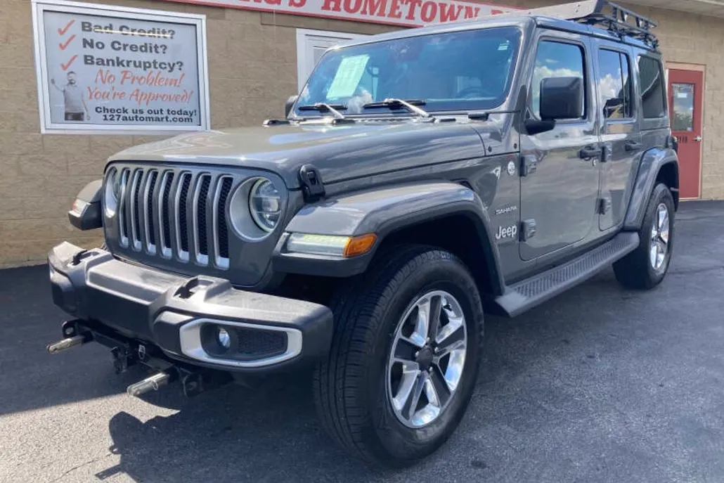 2019 Jeep Wrangler Unlimited Sahara photo 1
