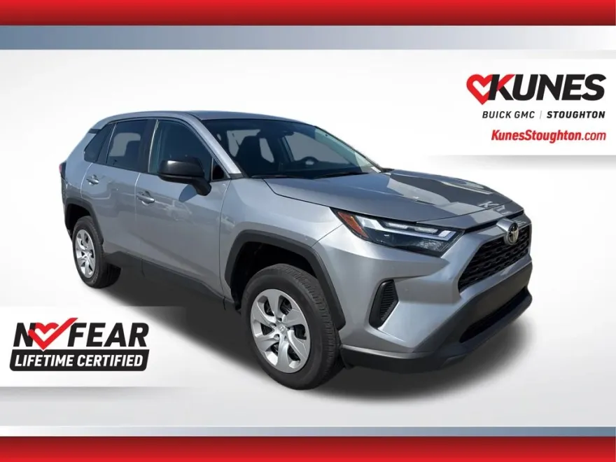2024 Toyota RAV4 LE photo 1