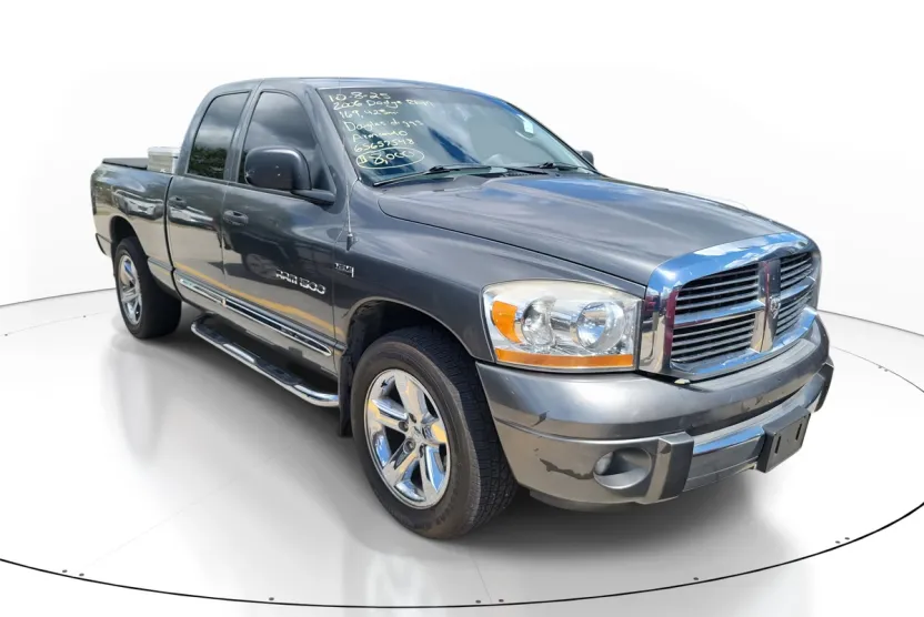2006 Dodge Ram Laramie photo 1
