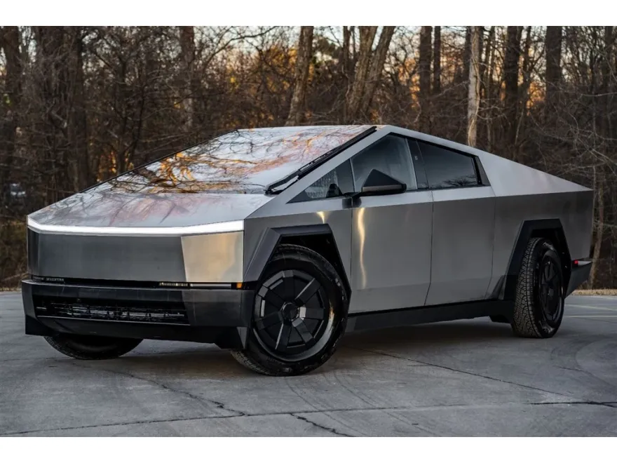 2024 Tesla Cybertruck All-Wheel Drive photo 1