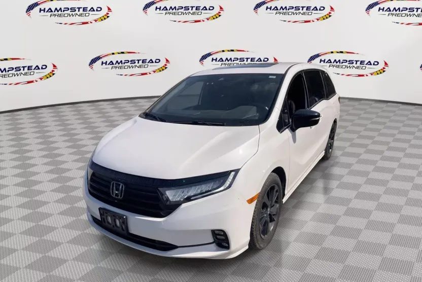 2023 Honda Odyssey Sport photo 1