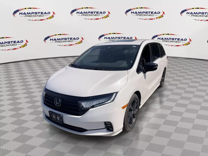 2023 Honda Odyssey Sport photo 1