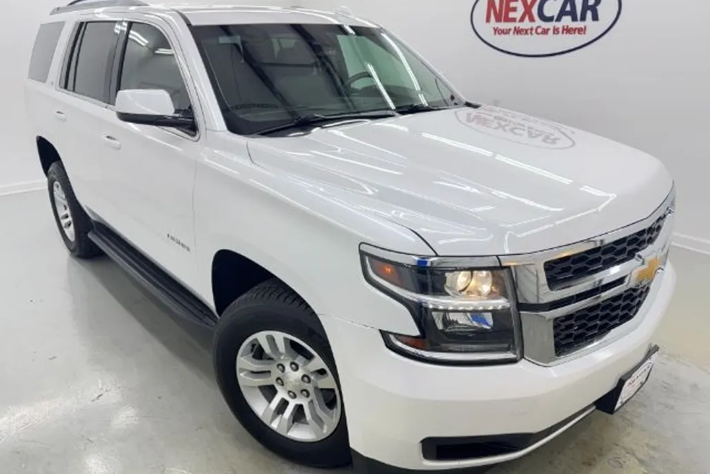 2019 Chevrolet Tahoe LT photo 1