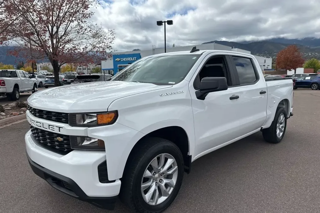2020 Chevrolet Silverado 1500 Custom photo 1