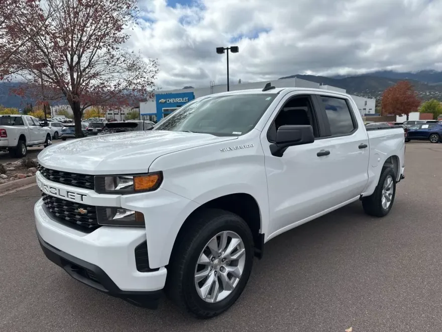 2020 Chevrolet Silverado 1500 Custom photo 1