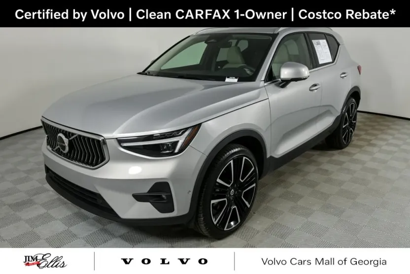 2024 Volvo XC40 Ultimate photo 1