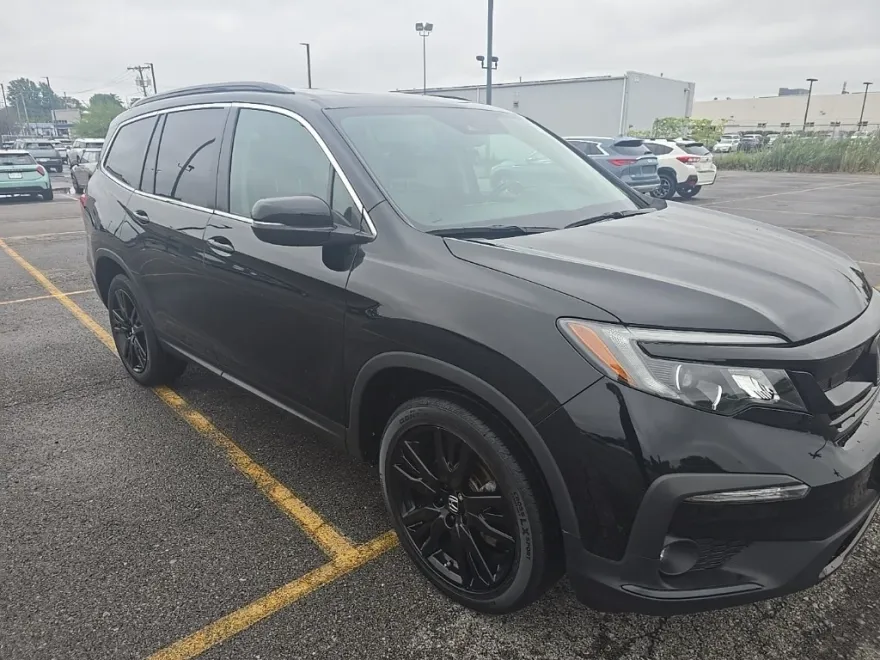 2022 Honda Pilot Special Edition photo 1