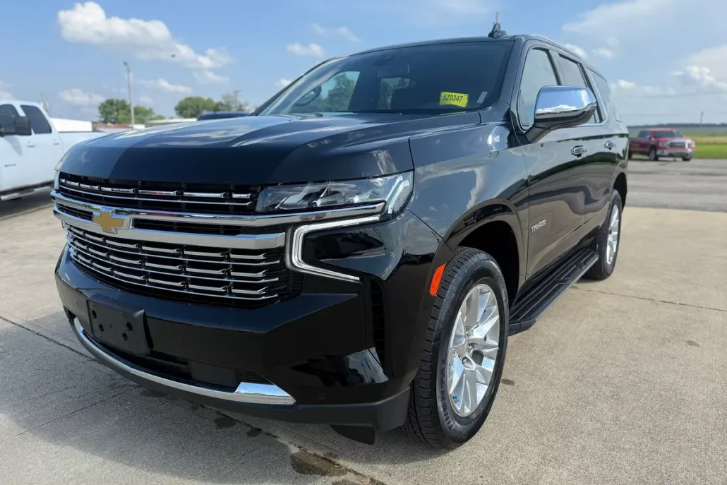 2022 Chevrolet Tahoe Premier photo 1