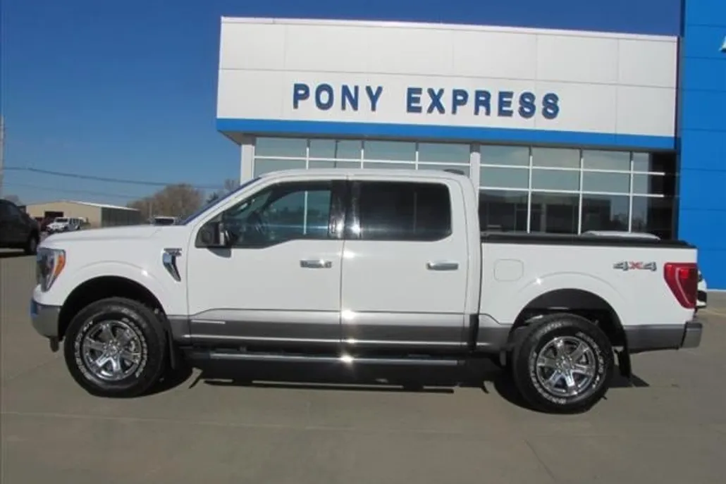 2021 Ford F-150 XLT photo 1