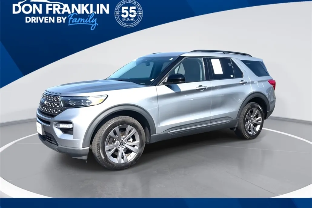 2022 Ford Explorer XLT photo 1