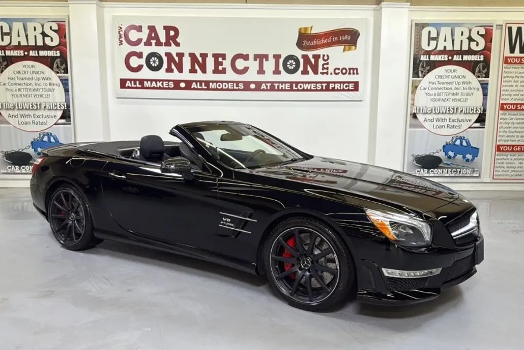 2015 Mercedes Benz SL 63 AMG photo 1