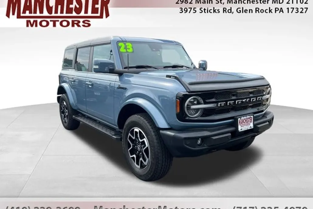 2023 Ford Bronco Outer Banks photo 1