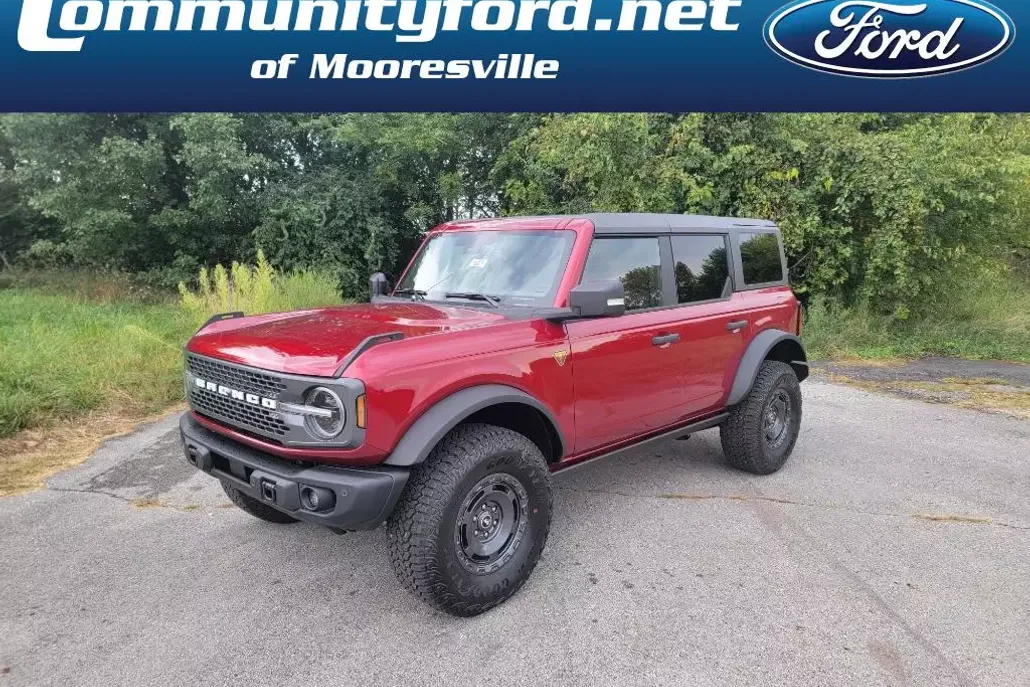 2025 Ford Bronco Badlands photo 1