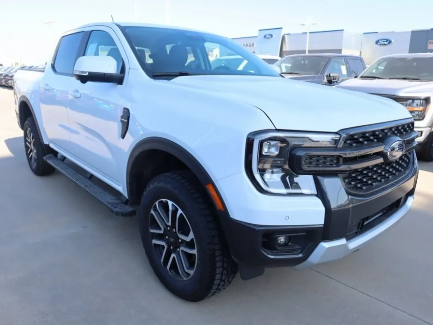 2025 Ford Ranger Lariat photo 1