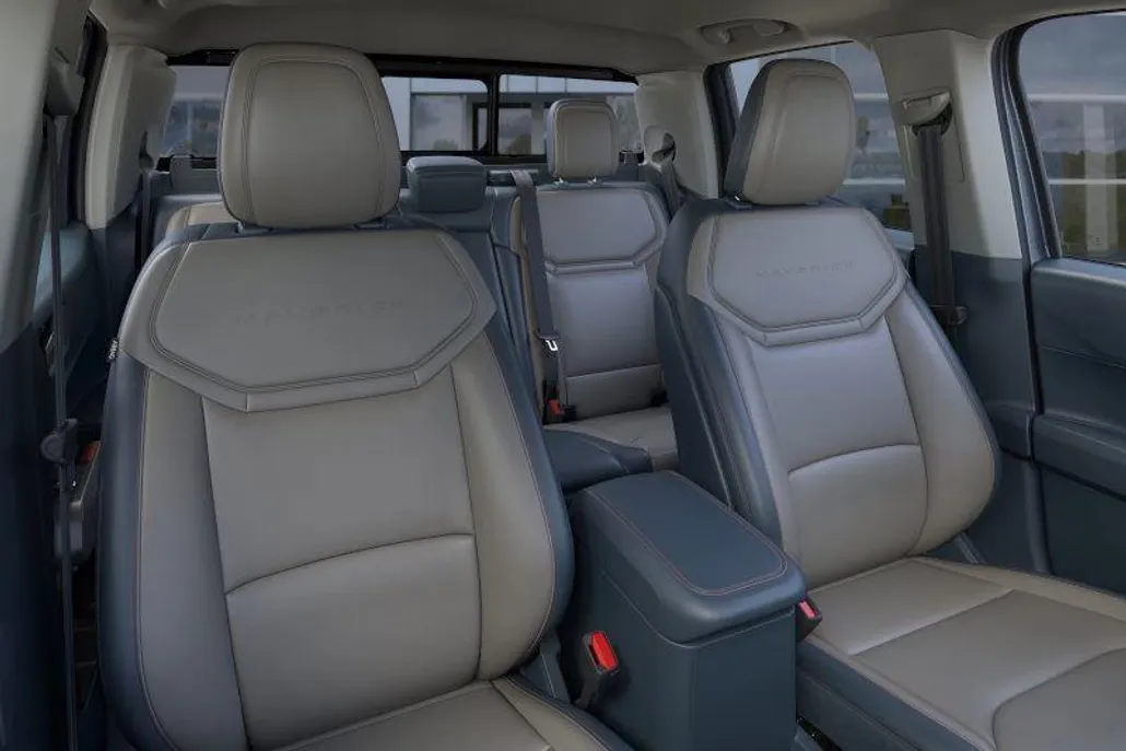 2025 Ford Maverick Lariat photo 1