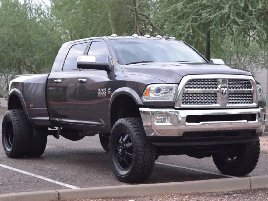 2018 Ram 3500 Laramie photo 1