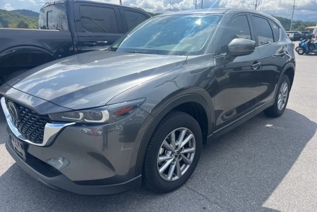 2023 Mazda CX-5 2.5 S Preferred photo 1