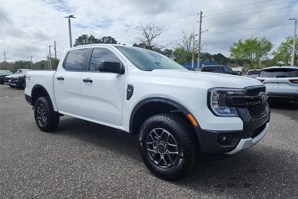 2024 Ford Ranger XLT photo 1