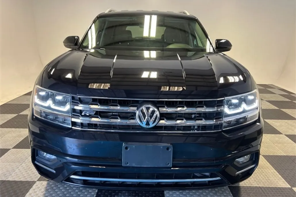 2019 Volkswagen Atlas V6 SE R-Line photo 1