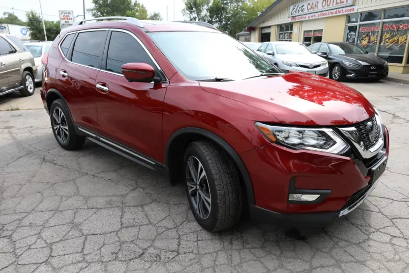 2018 Nissan Rogue SL AWD photo 1