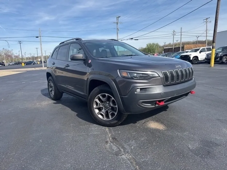 2020 Jeep Cherokee Trailhawk photo 1