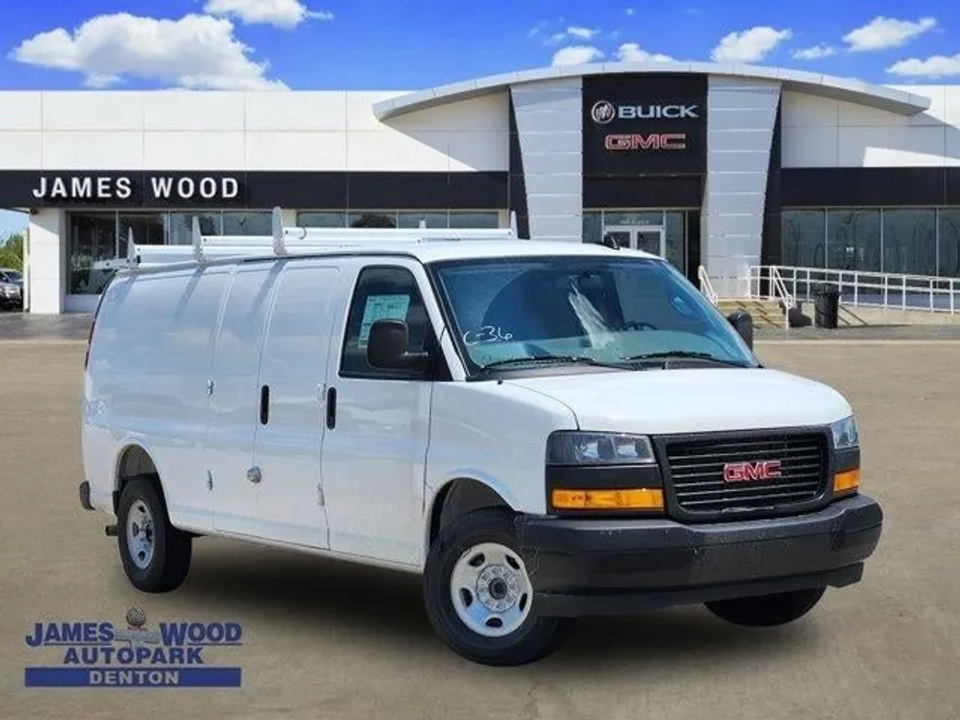2025 Gmc Savana Cargo 2500 photo 1