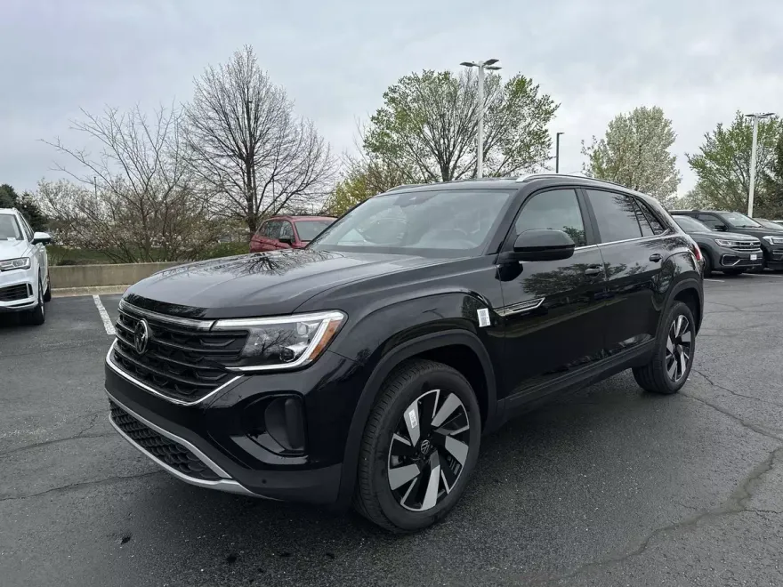 2025 Volkswagen Atlas Cross Sport SE Technology photo 1