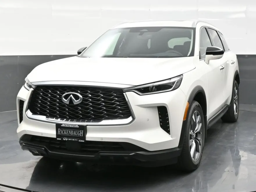 2025 Infiniti QX60 Luxe photo 1