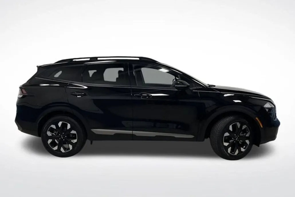 2023 Kia Sportage X-Line photo 1