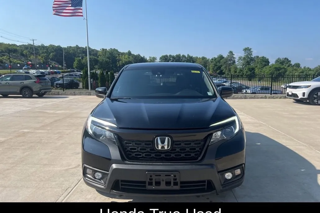 2019 Honda Passport Sport photo 1