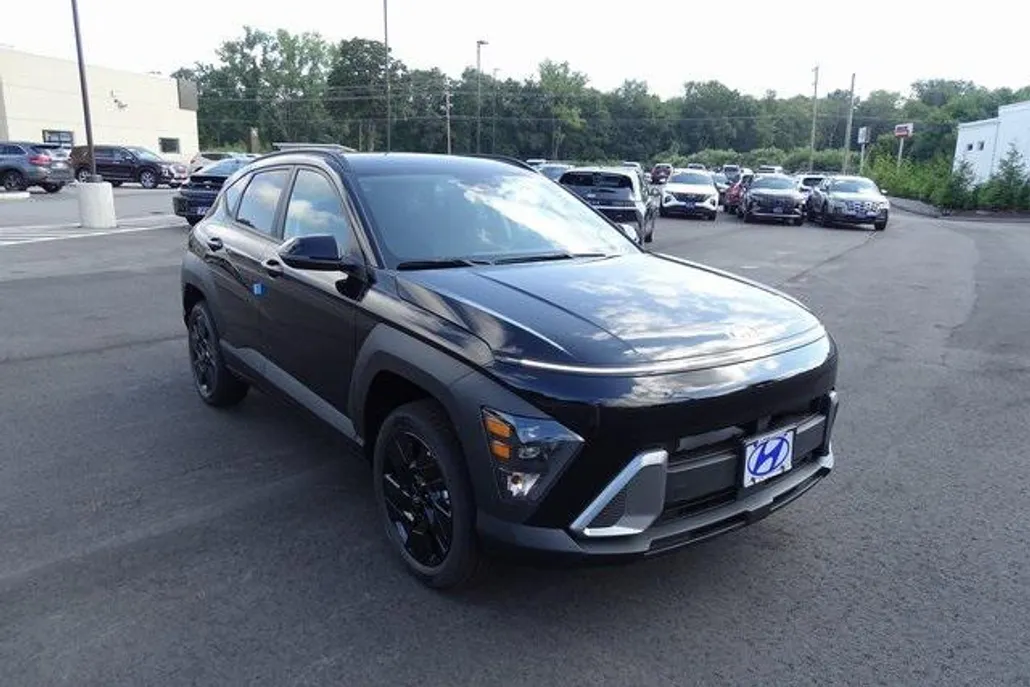 2026 Hyundai Kona SEL photo 1
