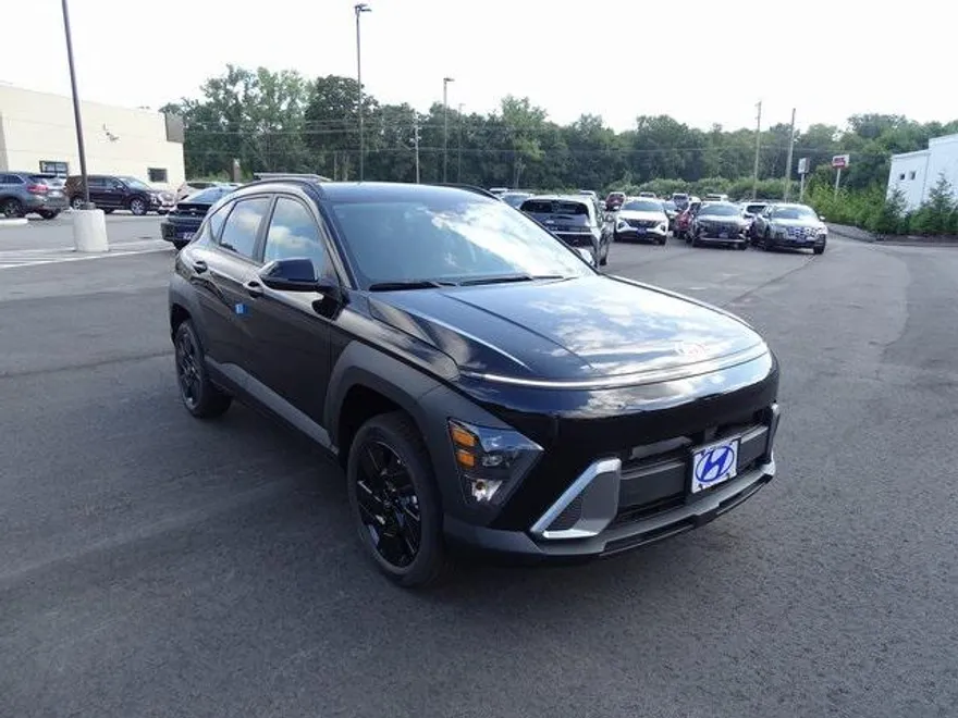 2026 Hyundai Kona SEL photo 1
